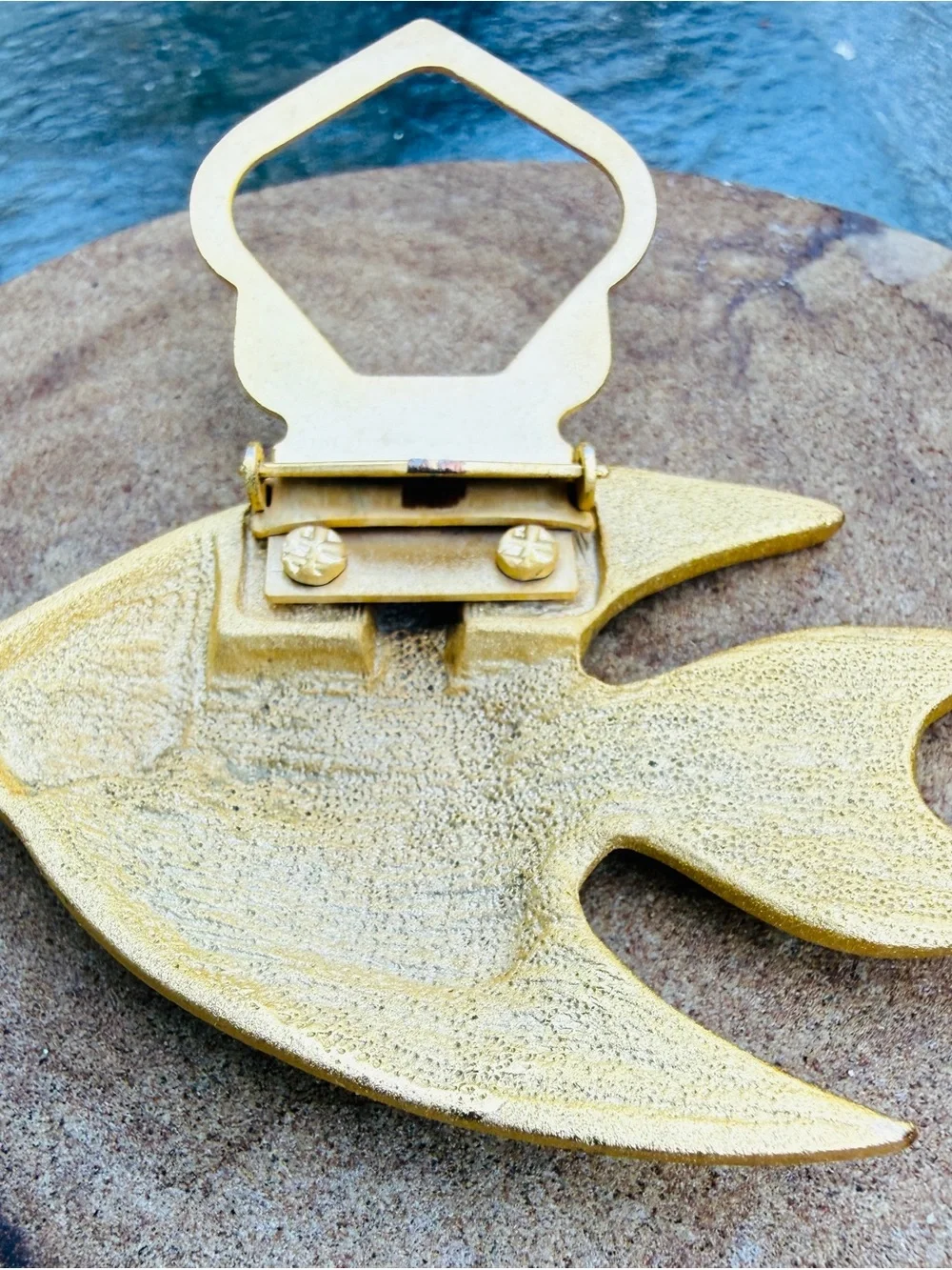 Fish Matte Goldtone Scarf Clip